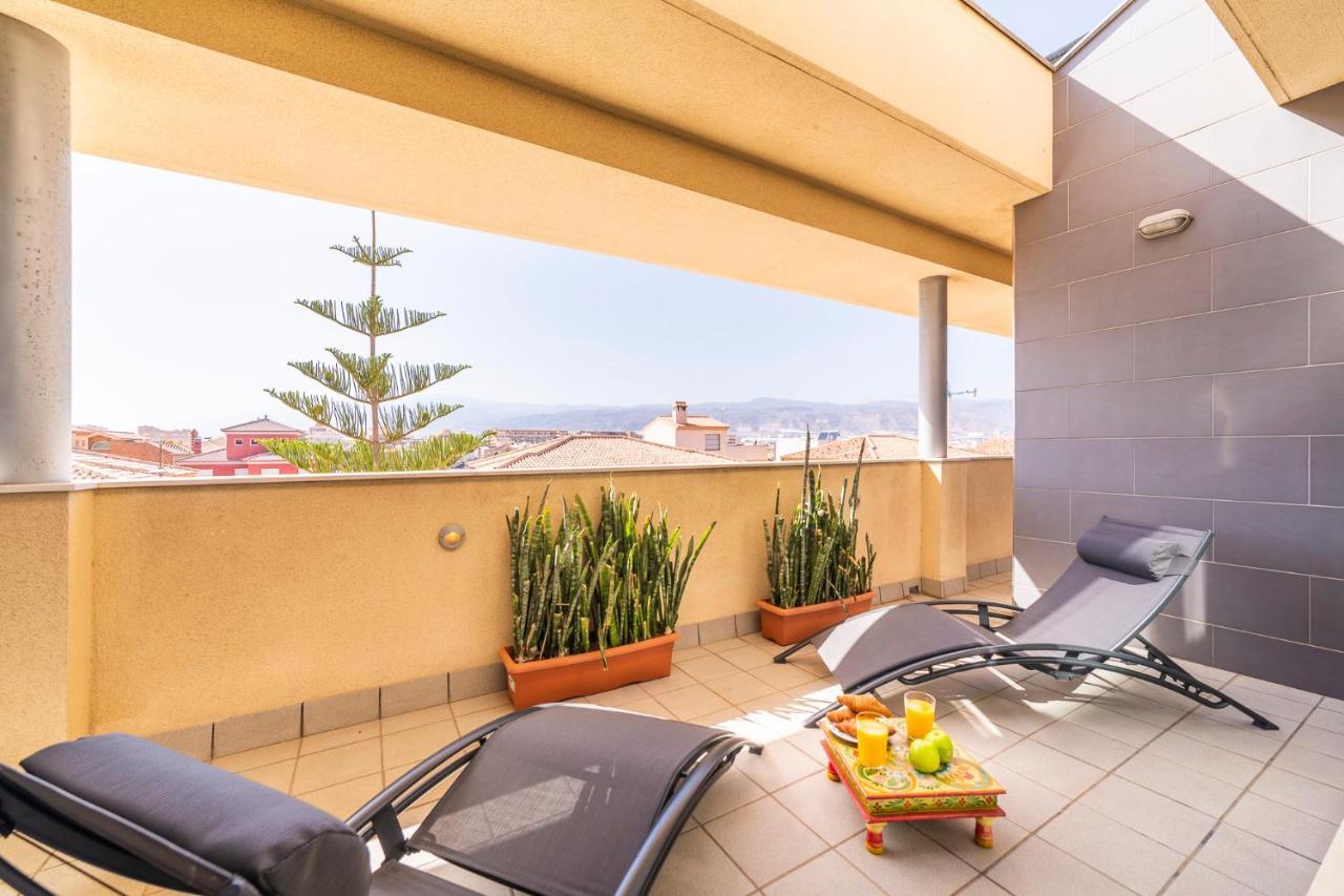 Bed and Breakfast Atico Dentro De Casa Privada Рокетас-де-Мар Экстерьер фото