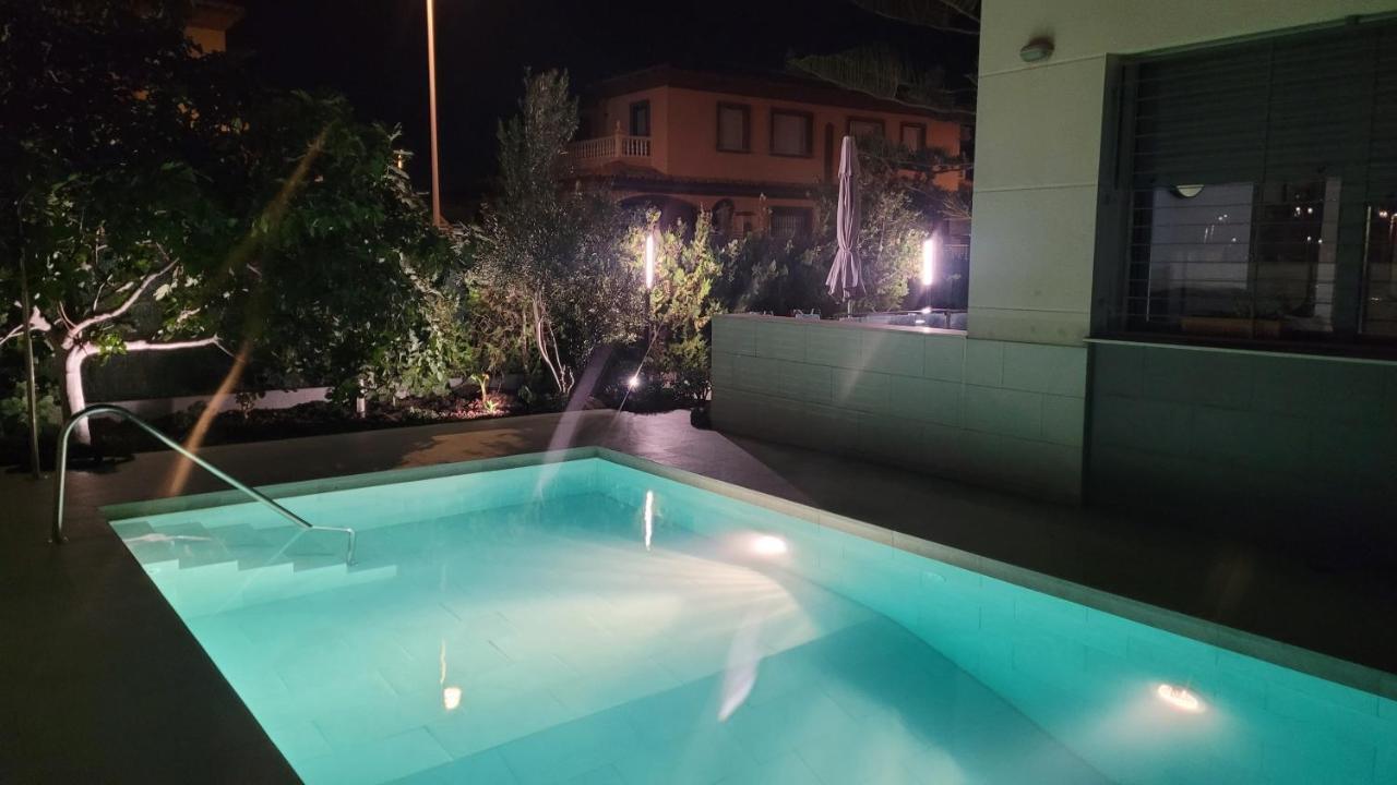 Bed and Breakfast Atico Dentro De Casa Privada Рокетас-де-Мар Экстерьер фото